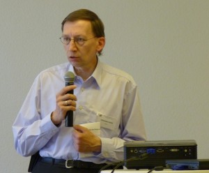 ...und historische Rückblicke vom Vereinsvorsitzenden Pfarrer Eberhard Hoppe.